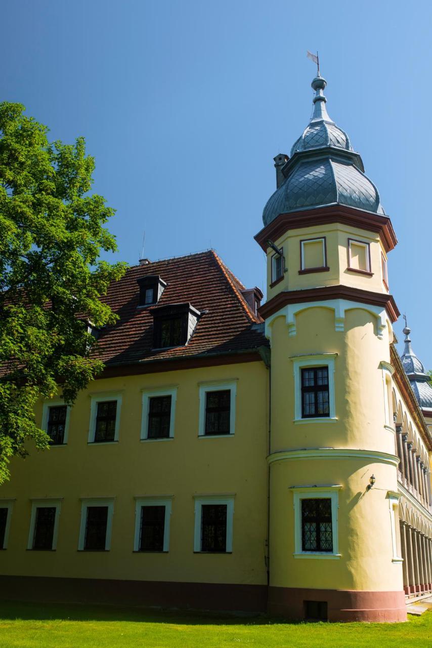 Palac Krobielowice Kąty Wrocławskie Exterior foto